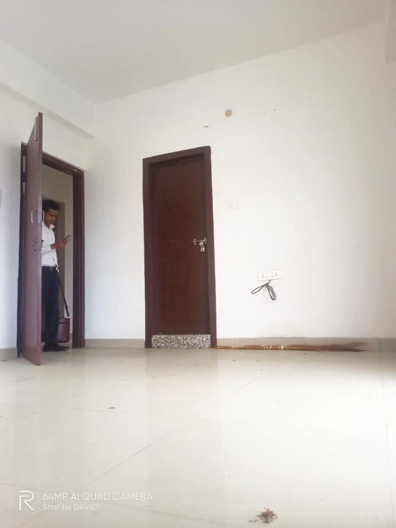 Unfurnished 3bhk in Bhabananda Boro Path, AHOM GAON, Guwahati, Assam, India for Rent